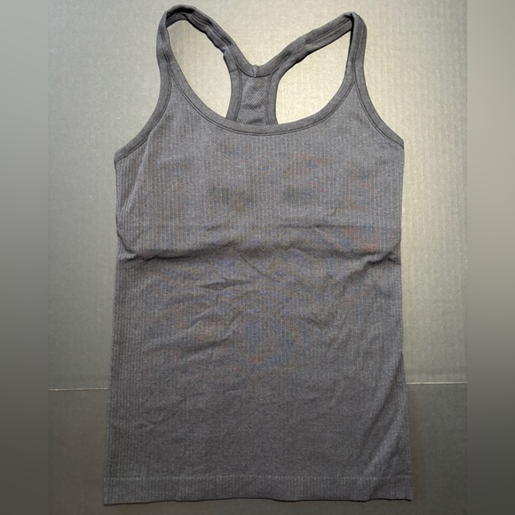 Lululemon Women's Ebb to Street Tank Top Light Support Black SZ 6 Yoga - Picture 2 of 4